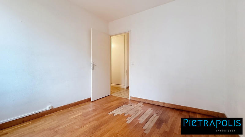 Appartement - 94 m² - 4 pièces