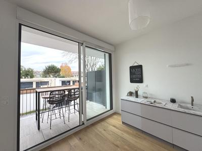 Appartement - 104 m² - 4 pièces