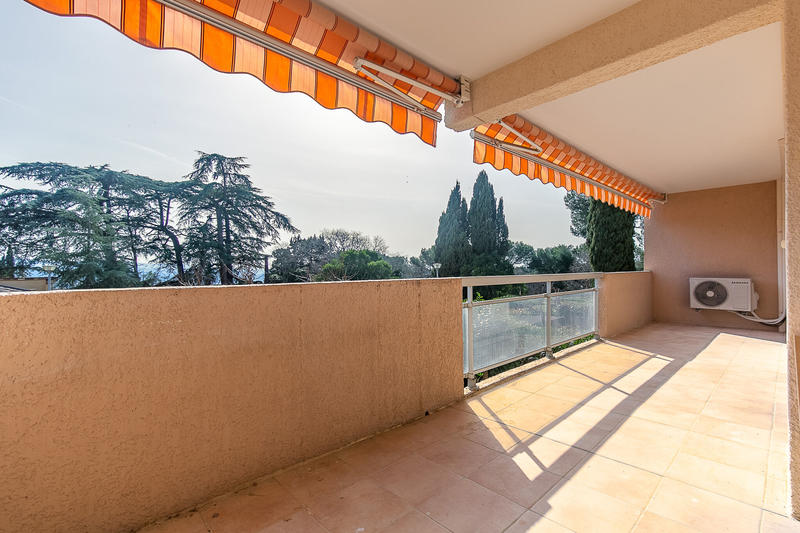 Appartement - 91 m² - 4 pièces