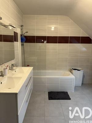 Maison - 131 m² - 5 pièces