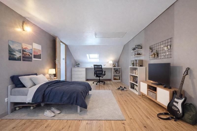 Maison - 219 m² - 7 pièces