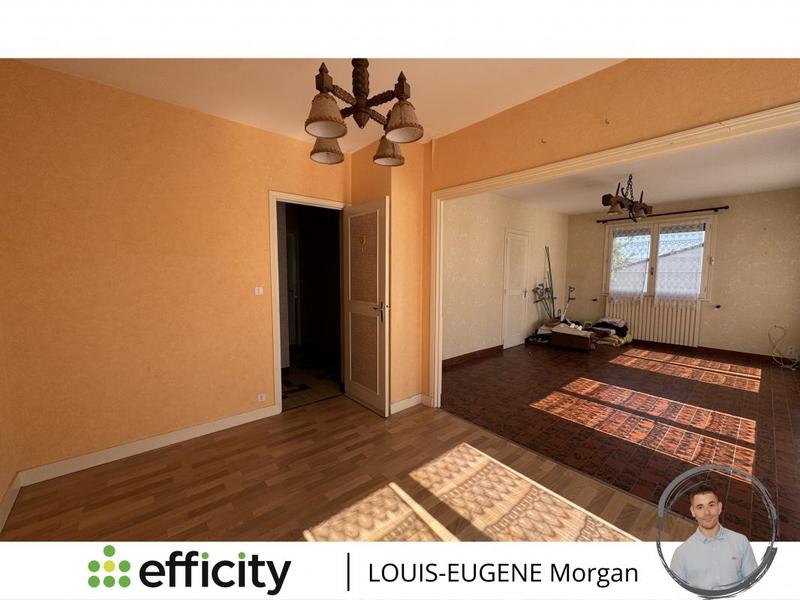 Maison - 156 m² - 9 pièces