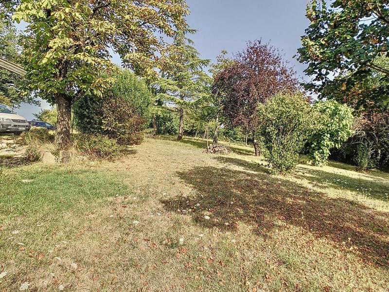 Maison en pierre - 77 m² - 3 pièces