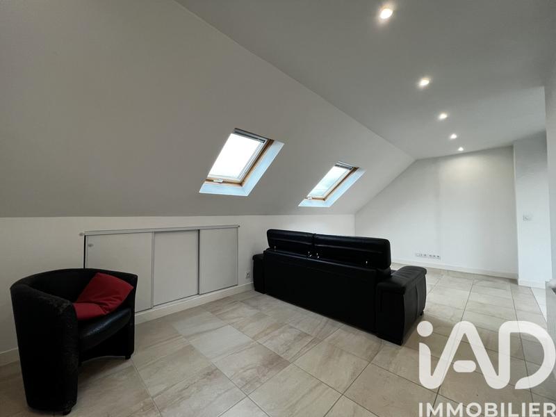 Maison - 127 m² - 8 pièces