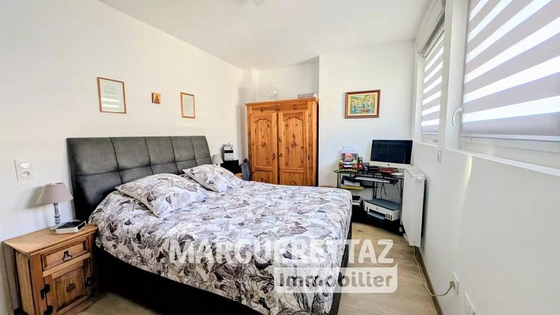 Appartement - 80 m² - 3 pièces