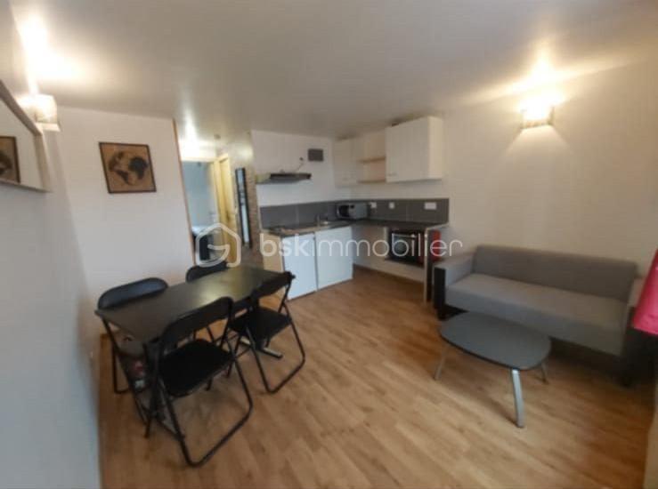 Immeuble - 23 m² - 1 pièce