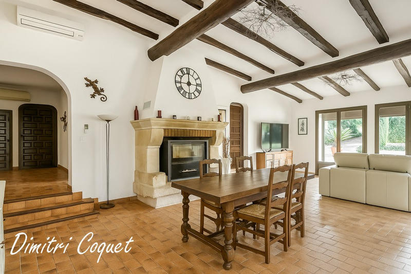 Villa - 154 m² - 5 pièces