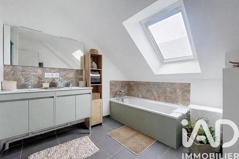 Maison - 87 m² - 4 pièces