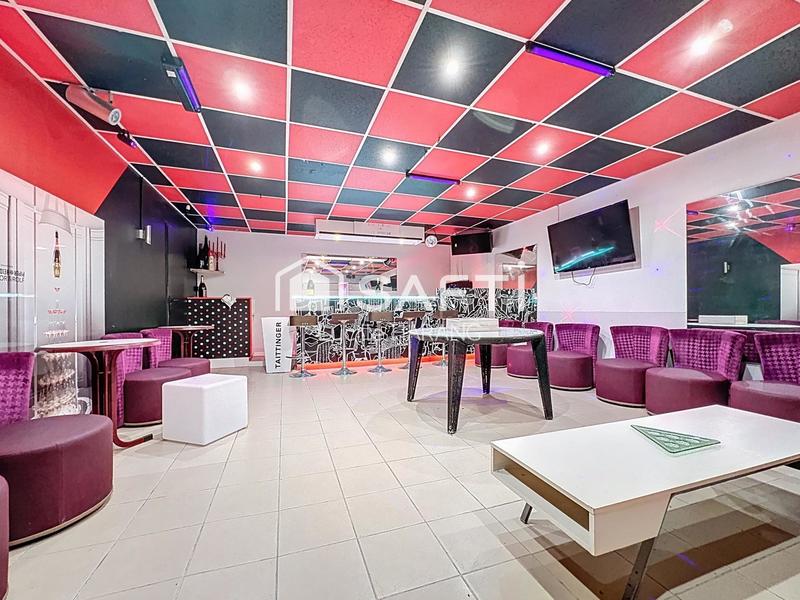 Villa - 210 m² - 7 pièces