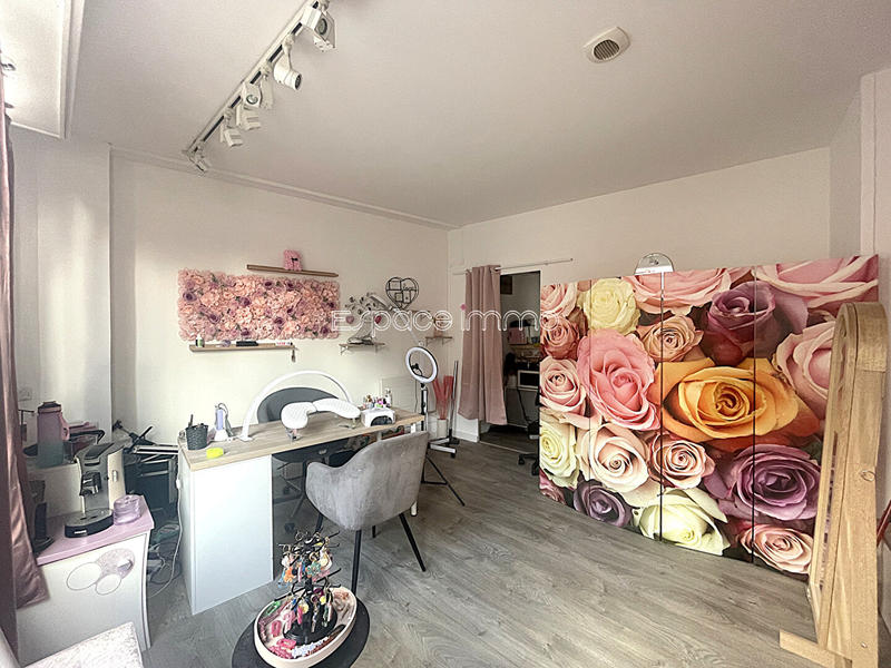 Immeuble - 18 m² - 4 pièces