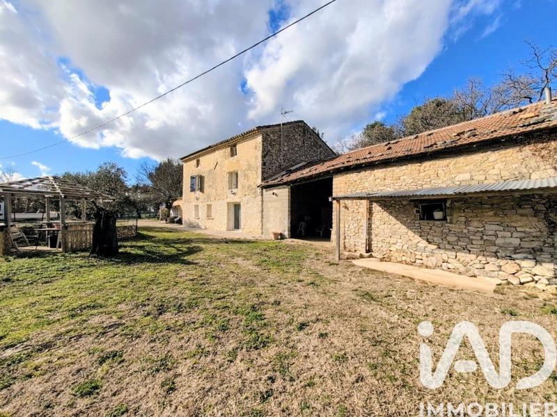 Maison - 266 m² - 8 pièces