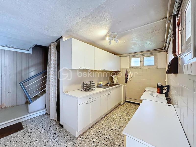 Maison traditionnelle - 112 m² - 6 pièces