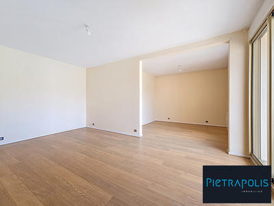 Appartement - 88 m² - 4 pièces