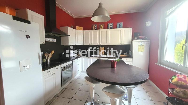 Maison - 157 m² - 7 pièces