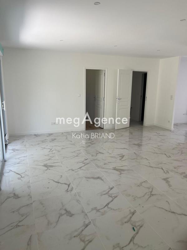 Maison - 88 m² - 4 pièces