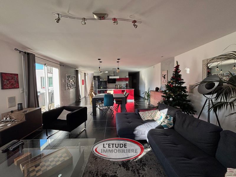 Maison - 156 m² - 6 pièces