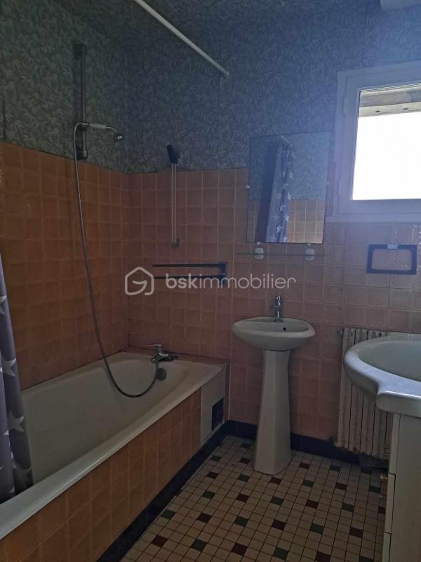 Maison - 102 m² - 6 pièces