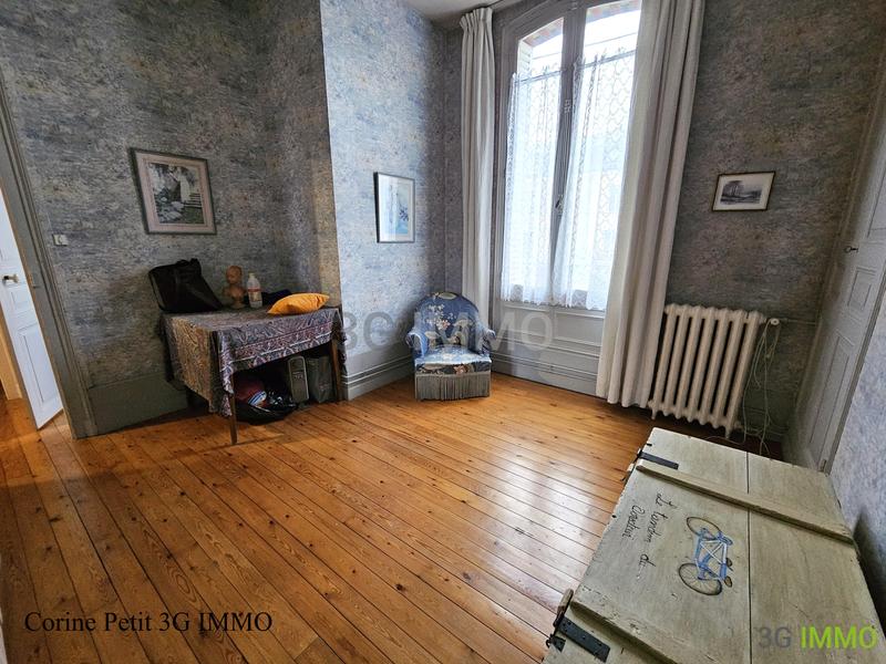 Maison ancienne - 138 m² - 7 pièces