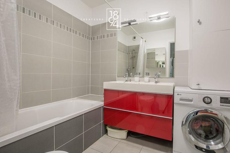 Appartement - 90 m² - 5 pièces