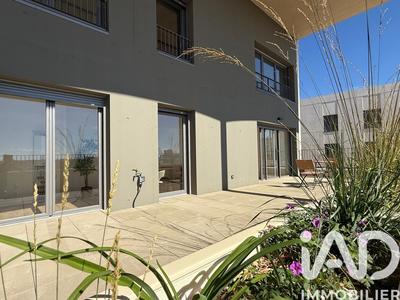 Duplex - 92 m² - 4 pièces