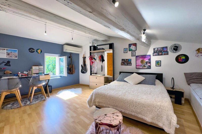 Maison - 175 m² - 5 pièces