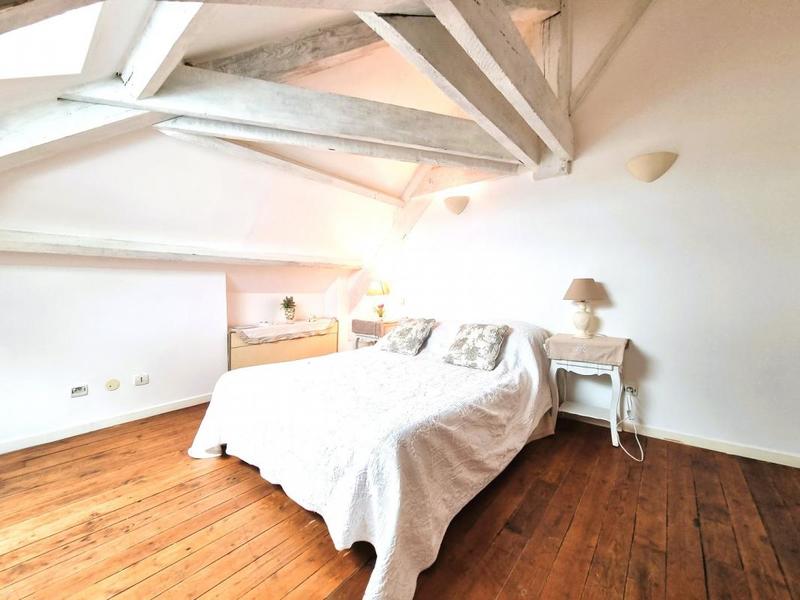 Maison de maîtres - 200 m² - 8 pièces