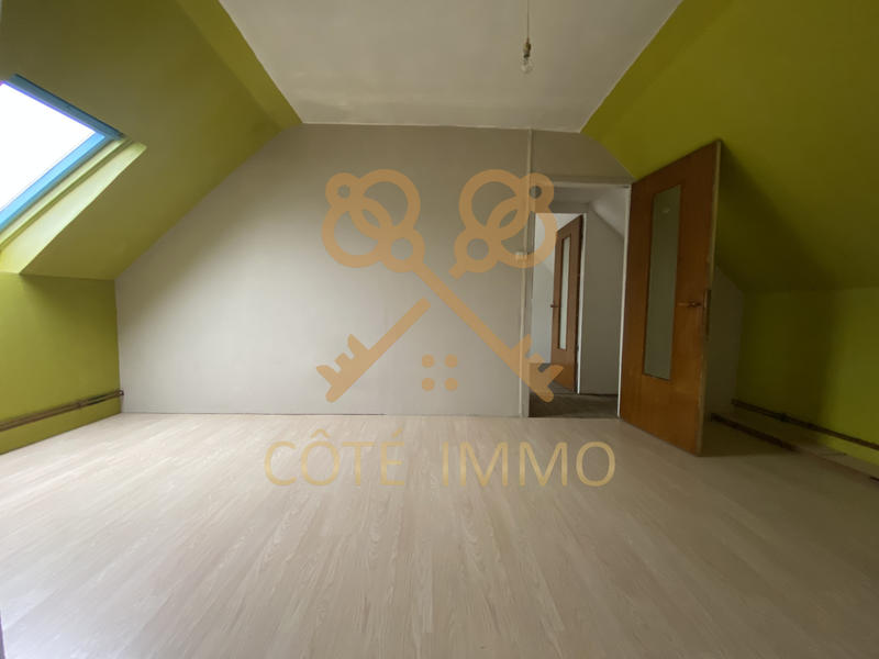 Maison - 95 m² - 5 pièces