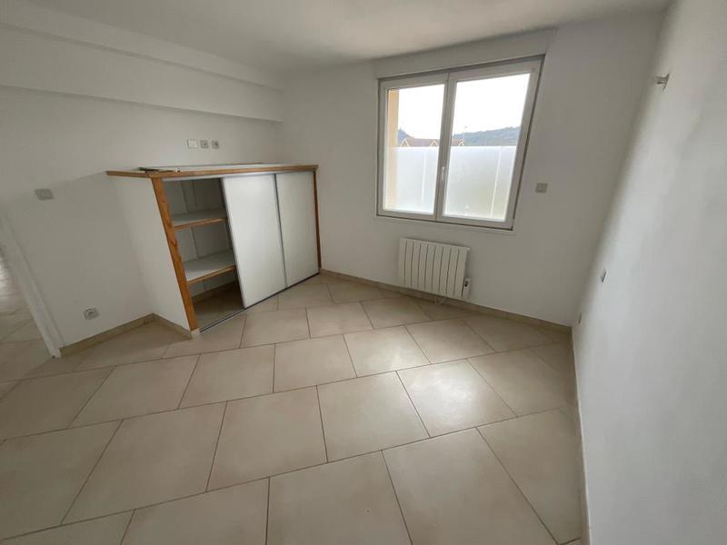 Appartement - 94 m² - 3 pièces