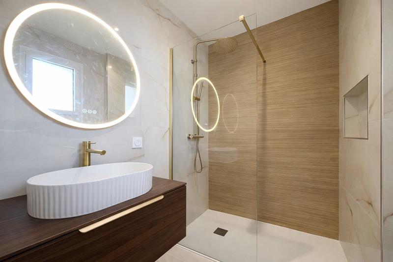 Maison contemporaine - 143 m² - 6 pièces