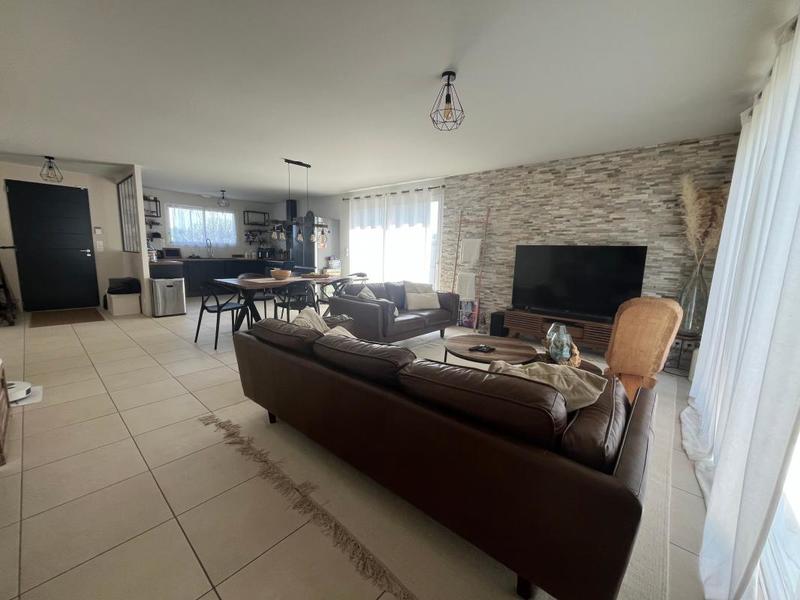 Maison - 120 m² - 5 pièces