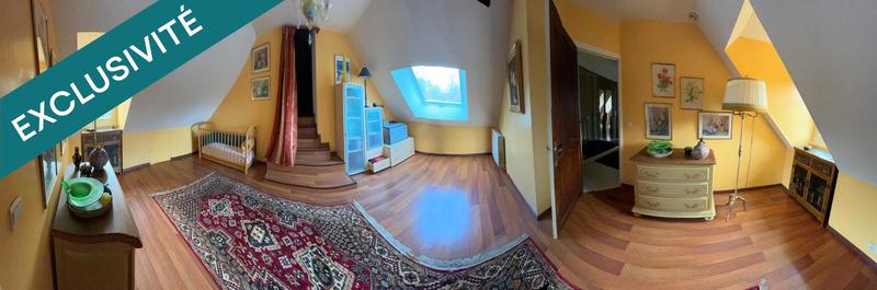 Maison - 189 m² - 8 pièces