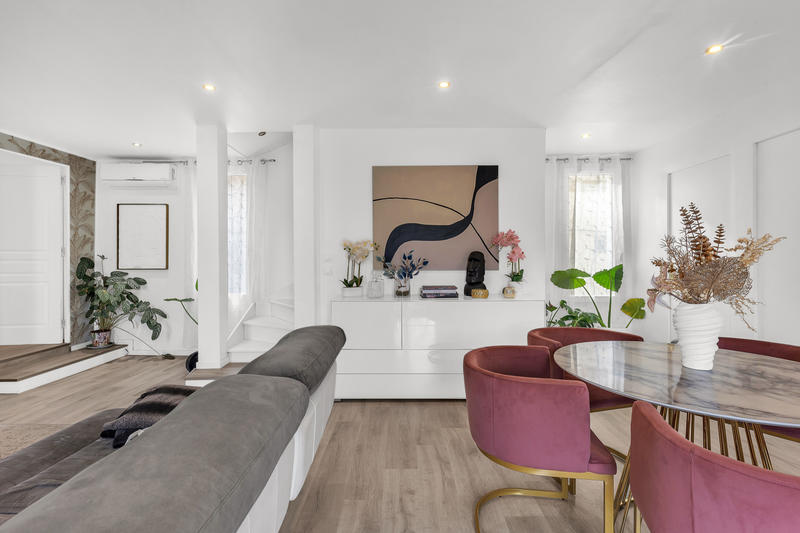 Maison - 193 m² - 6 pièces