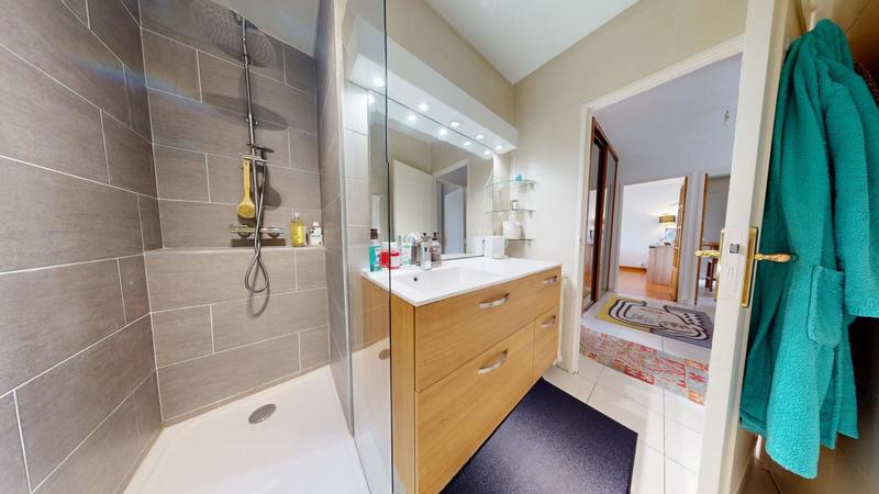 Maison - 103 m² - 5 pièces