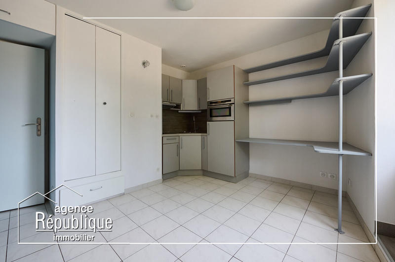 Appartement - 16 m² - 1 pièce