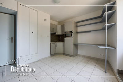 Appartement - 16 m² - 1 pièce
