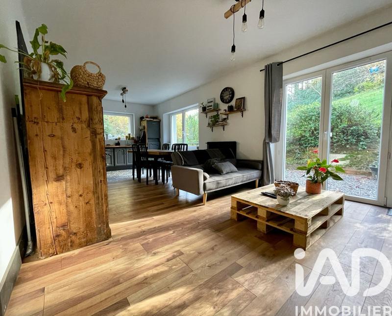 Maison - 105 m² - 5 pièces