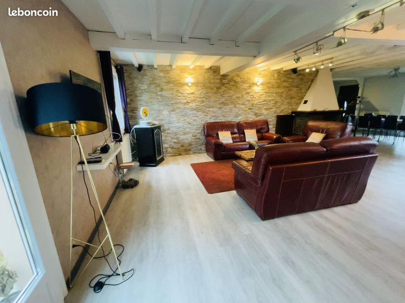 Maison - 168 m² - 7 pièces