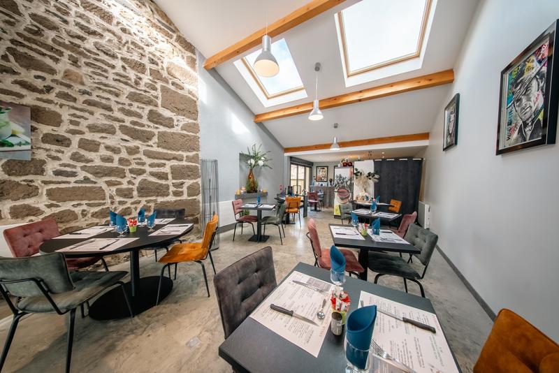 Maison ancienne - 205 m² - 9 pièces