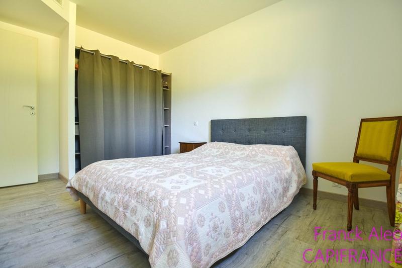 Maison - 102 m² - 4 pièces