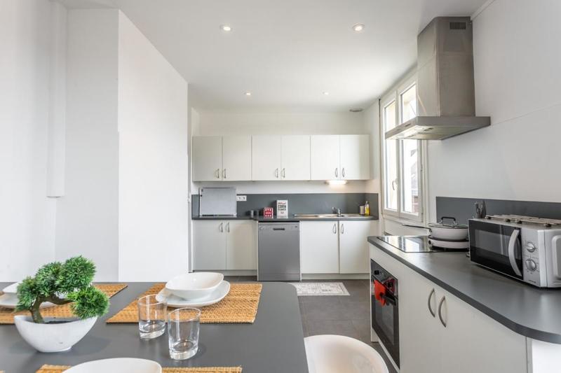 Chambre - 12 m² - 1 pièce