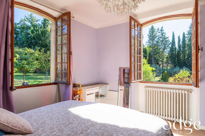Maison ancienne - 250 m² - 8 pièces
