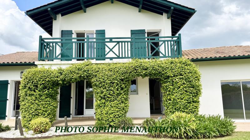 Maison contemporaine - 180 m² - 5 pièces