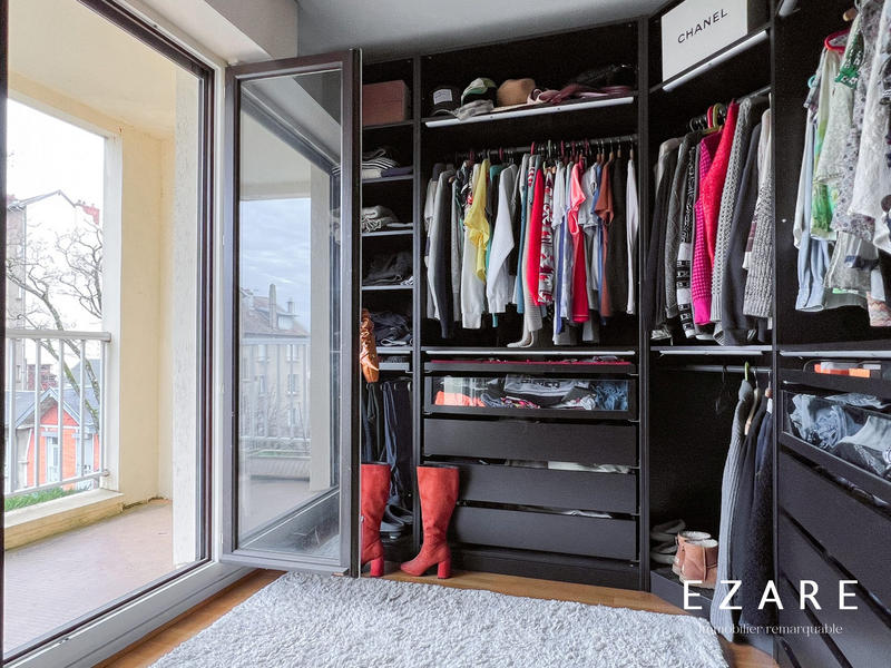 Appartement - 110 m² - 6 pièces