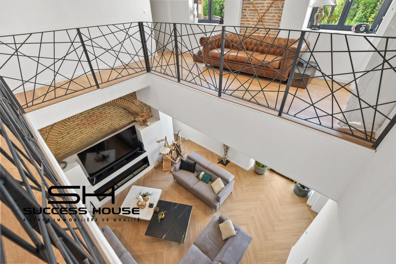 Maison - 293 m² - 7 pièces