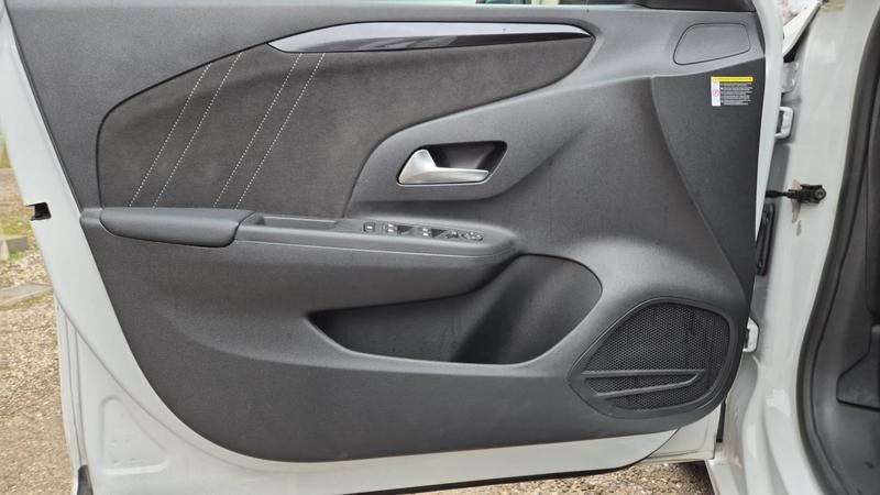 Opel Corsa 1.2 Turbo 100 Ultimate