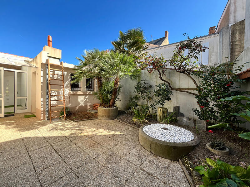 Appartement - 82 m² - 3 pièces