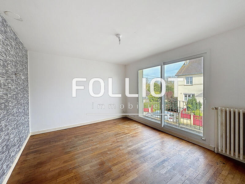 Maison - 75 m² - 5 pièces