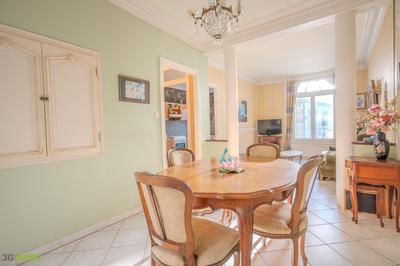 Maison de maîtres - 100 m² - 6 pièces