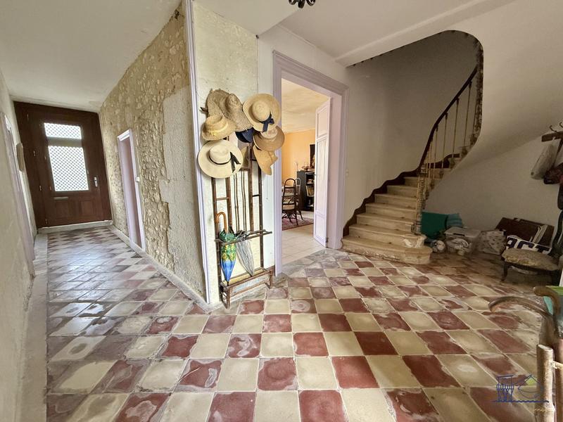 Maison ancienne - 215 m² - 14 pièces