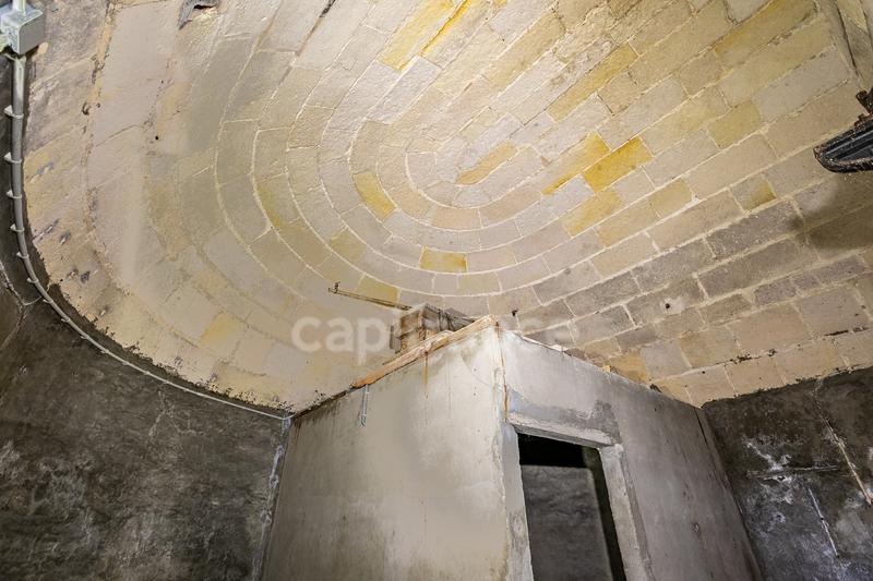 Maison - 180 m² - 8 pièces